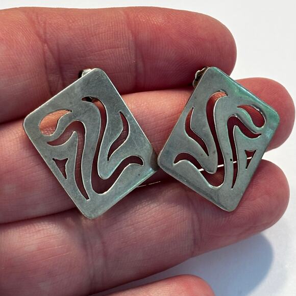 Vintage Sterling silver pierced earrings modern art to wear mod mid century - Picture 7 of 7